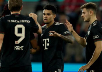 Bayern hưởng lợi từ sai sót trọng tài: DFB-Pokal cần VAR ngay từ đầu?