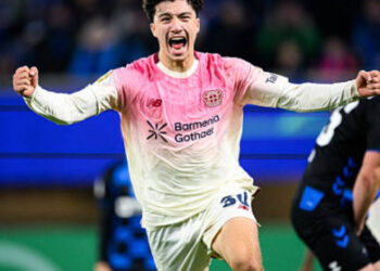 Maza tỏa sáng phút 120+2, Leverkusen ngược dòng hạ Paderborn 4-2