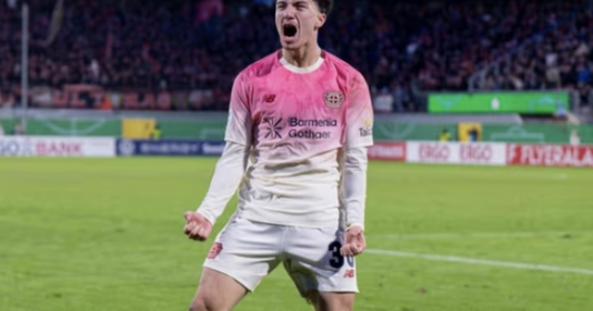 Maza ghi bàn phút 120+2, Leverkusen ngược dòng ngoạn mục trước Paderborn