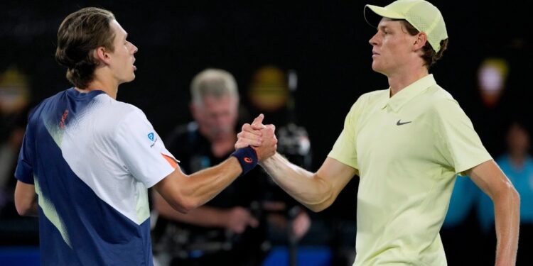 Jannik Sinner đối đầu Zverev ở chung kết Vienna Open 2025