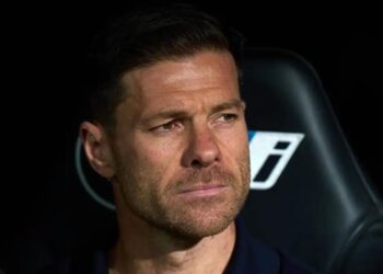 Cầu thủ Real Madrid không hài lòng với Xabi Alonso