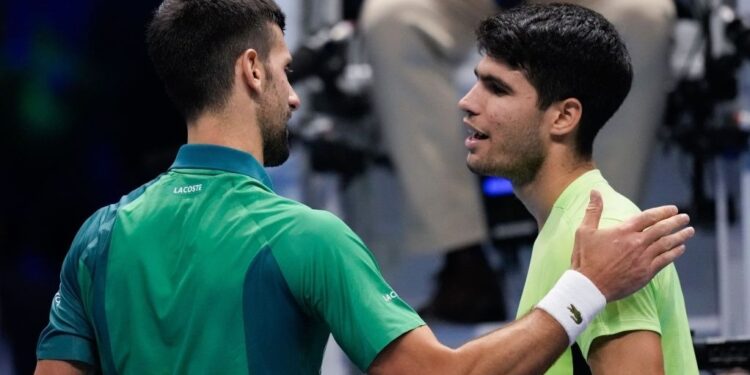 Alcaraz thấy may mắn khi Djokovic rút lui