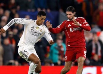 Jude Bellingham đi vào lịch sử dù Real để thua Liverpool