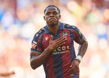 Arsenal và MU theo đuổi tiền đạo của Levante