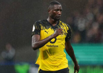 Guirassy ghi bàn duy nhất, Dortmund nhọc nhằn thắng Augsburg