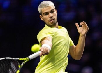 Alcaraz thua sốc ngay trận ra quân Paris Masters
