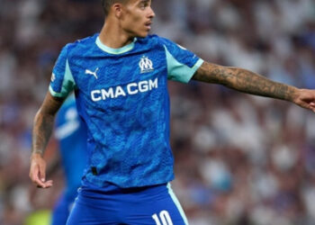 Greenwood ghi bàn, Marseille thăng hoa đánh chiếm ngôi đầu Ligue 1