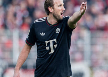 Bayern Munich đứt mạch thắng, Harry Kane đối diện thực tế