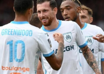 Marseille thăng hoa nhờ bộ ba Greenwood, Hojbjerg và Gomes