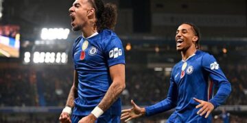 Hậu vệ Chelsea vẫn biết ghi bàn, nhưng giờ mới đến lượt Gusto!