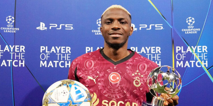 Lý do MU và Chelsea không chiêu mộ Victor Osimhen