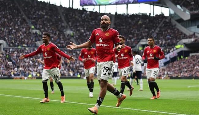 Man United không đủ hay, nhưng Mbeumo vẫn rất cháy