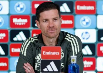 Xabi Alonso cập nhật khả năng ra sân của Alexander Arnold