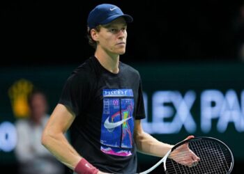 Sinner có cơ hội soán ngôi số một thế giới của Alcaraz tại Paris Masters