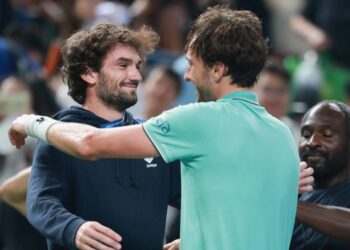 Vacherot – Rinderknech tái đấu, Learner Tien bị loại ở Paris Masters