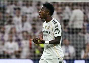 HLV Ancelotti lên tiếng sau vụ Vinicius Junior nổi nóng ở Real Madrid