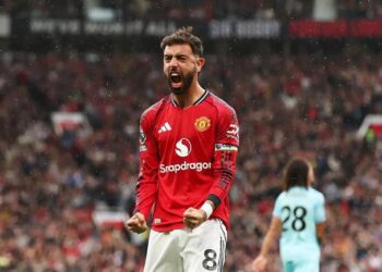 Khi Bruno Fernandes không còn bất khả xâm phạm tại Man United