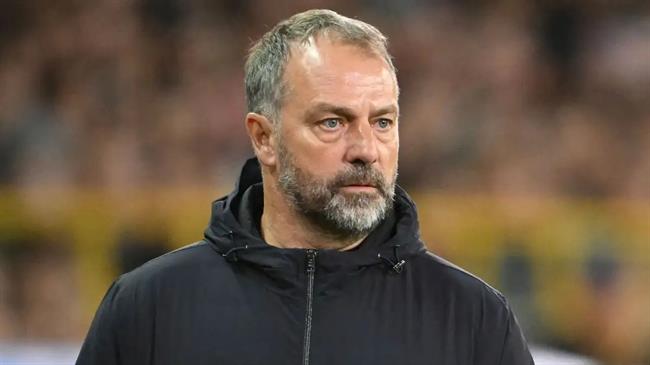 Hansi Flick lên tiếng về tương lai ở Barca