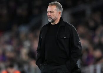 Barcelona lên kế hoạch gia hạn với HLV Hansi Flick