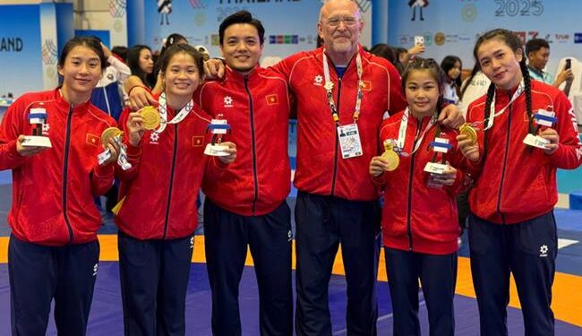 TRỰC TIẾP SEA Games 33 ngày hôm nay 19/12: TTVN quyết vượt Indonesa